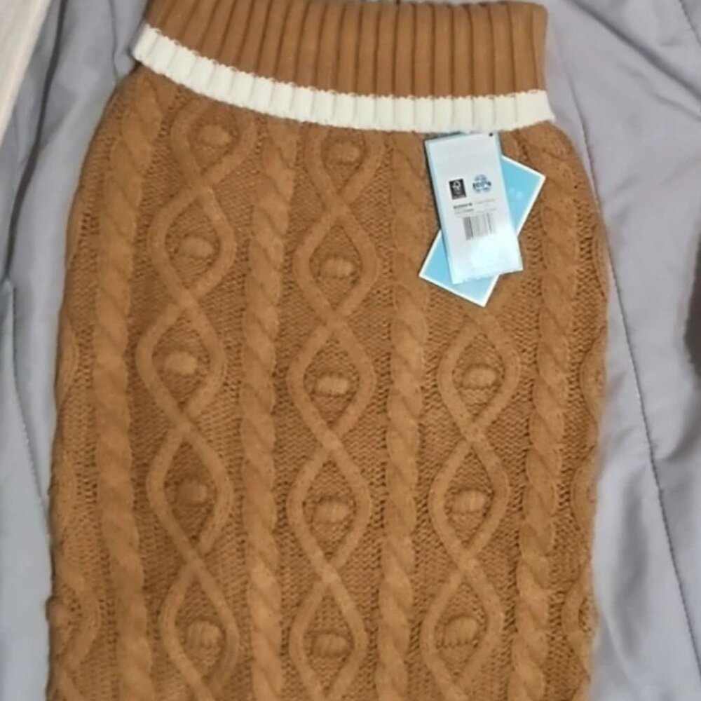 Draper James Cable Knit Turtleneck Dog Sweater Size Small Brown & White NWT